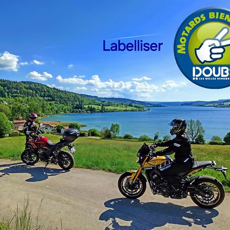 Le P'Tit Saint-Pierre - Centre Ville - Parking Pontarlier Εξωτερικό φωτογραφία