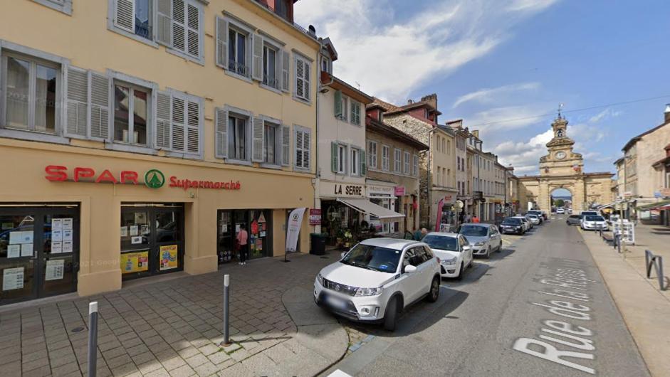 Le P'Tit Saint-Pierre - Centre Ville - Parking Pontarlier Εξωτερικό φωτογραφία